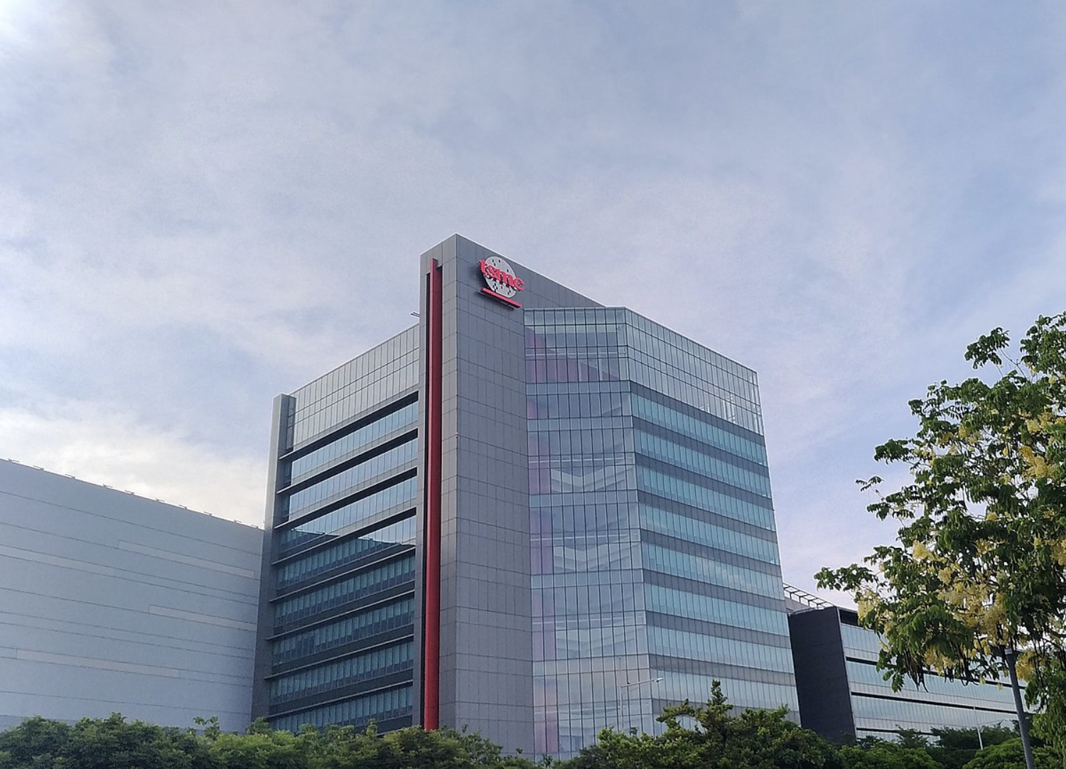 One of TSMC's factories in Taichung's Central Taiwan Science Park (Image: Wikipedia/ 	Briáxis F. Mendes) 