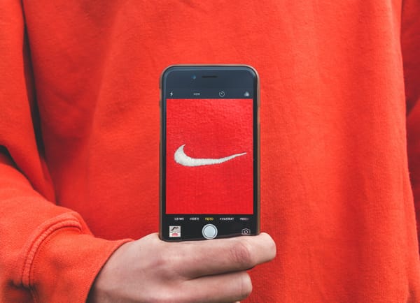 Nike Q1 earnings bricks and mortar